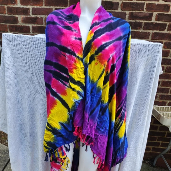 Tie‎ Dyed HUGE shawl/ serape/ beach cover - Picture 6 of 9